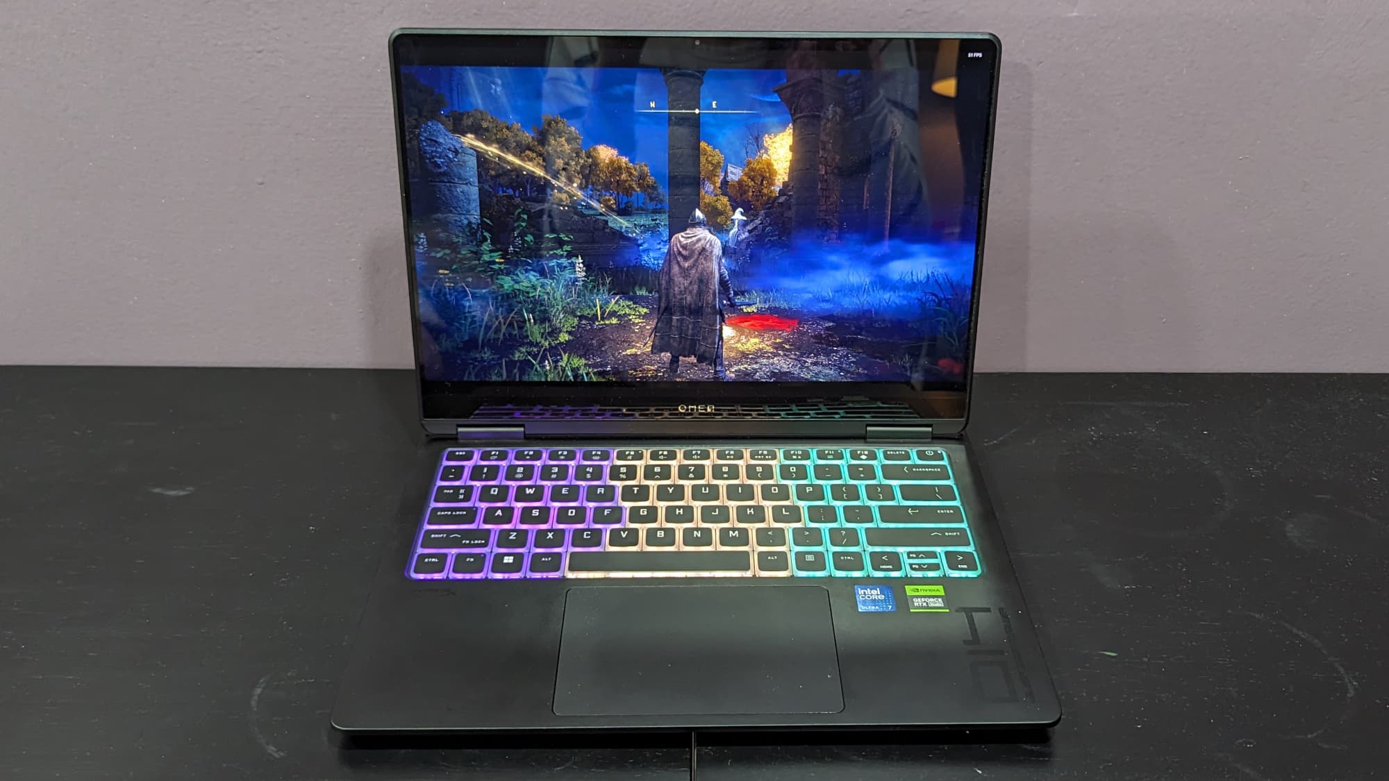 ASUS ROG Strix G16 vs HP Omen Transcend 14